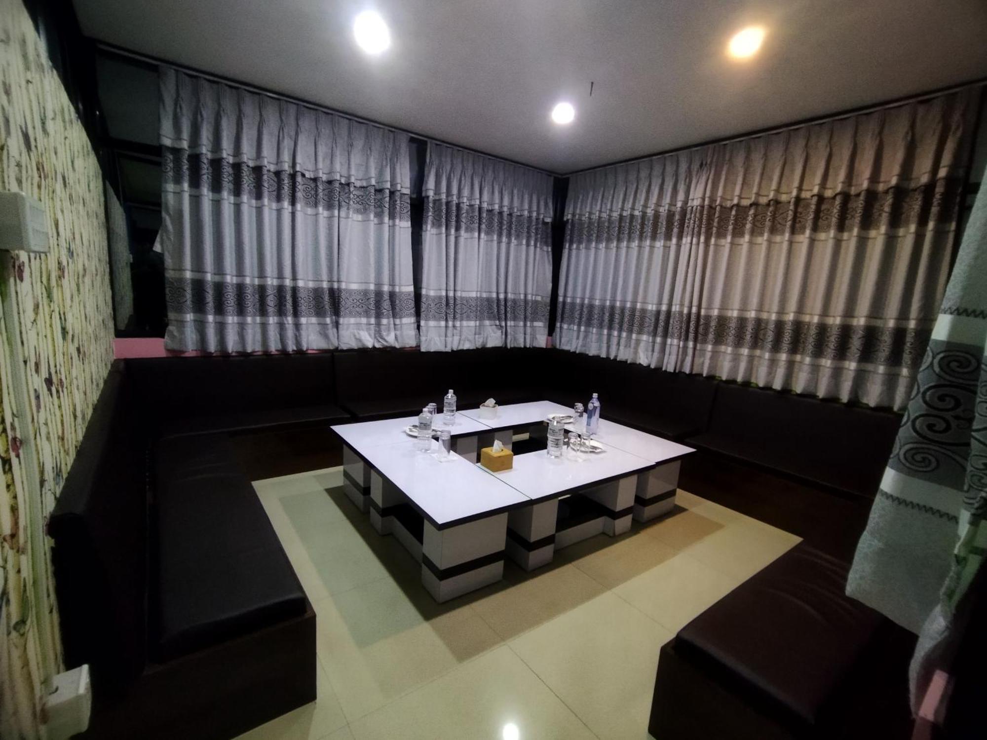 Chareli Resort นาการ์ก็อต ภายนอก รูปภาพ