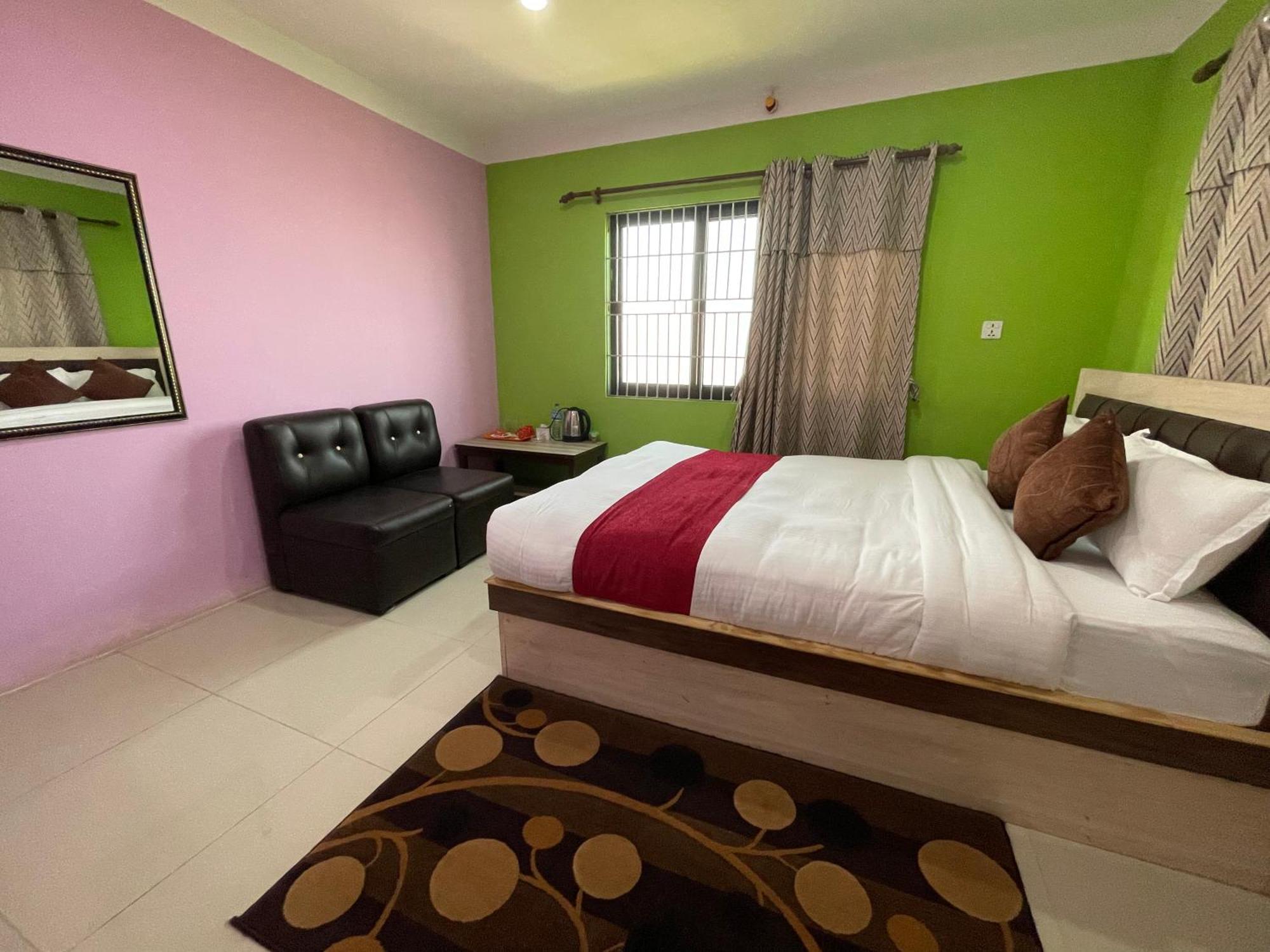 Chareli Resort นาการ์ก็อต ภายนอก รูปภาพ